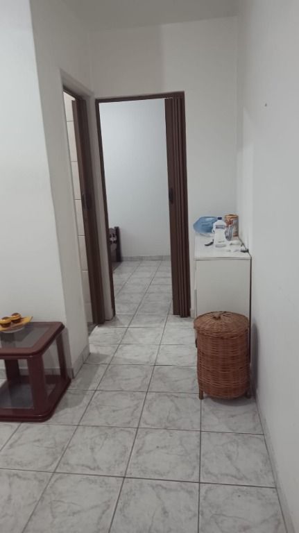 Casa à venda com 1 quarto, 80m² - Foto 8