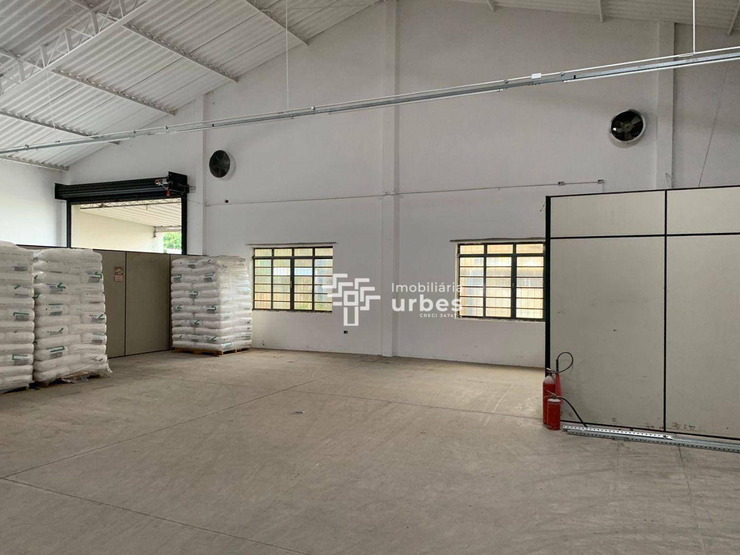 Depósito-Galpão-Armazém para alugar, 1000m² - Foto 4