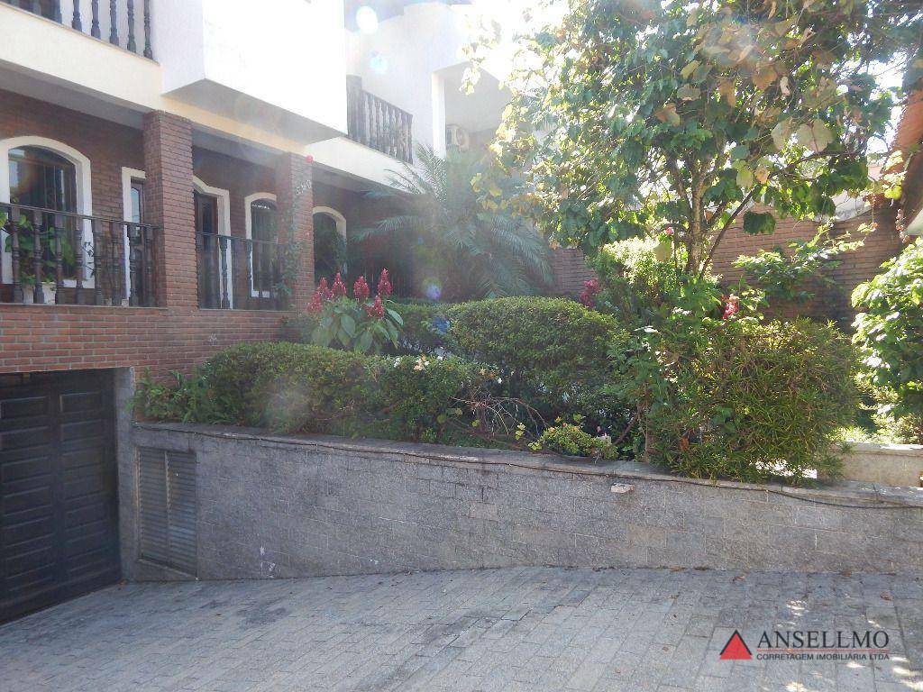 Sobrado à venda e aluguel com 4 quartos, 530m² - Foto 2