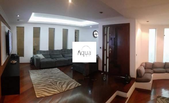 Casa à venda com 4 quartos, 200m² - Foto 26