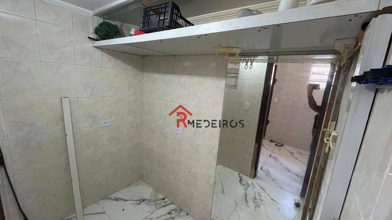 Casa para alugar com 3 quartos, 180m² - Foto 10