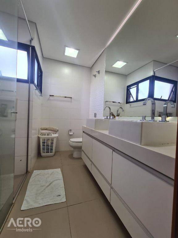 Casa de Condomínio à venda com 3 quartos, 260m² - Foto 19