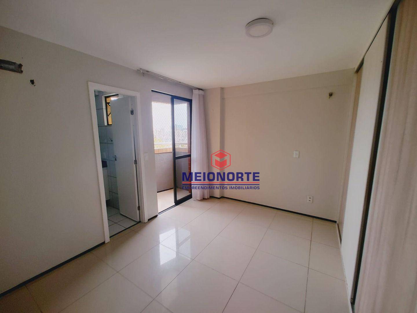 Apartamento para alugar com 3 quartos, 110m² - Foto 13