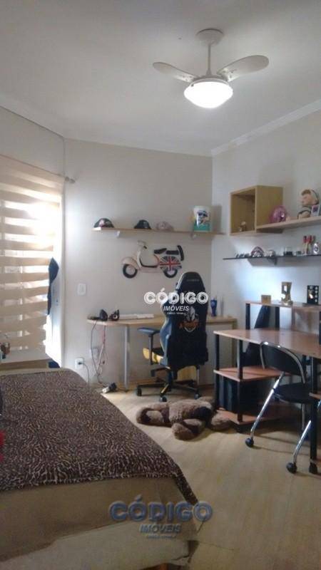 Sobrado à venda com 3 quartos, 480m² - Foto 21