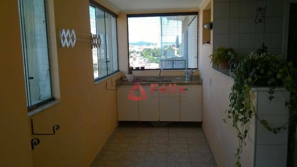 Apartamento à venda com 3 quartos, 153m² - Foto 31