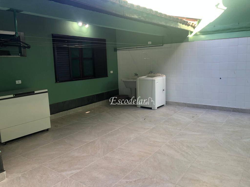 Sobrado à venda com 3 quartos, 200m² - Foto 17