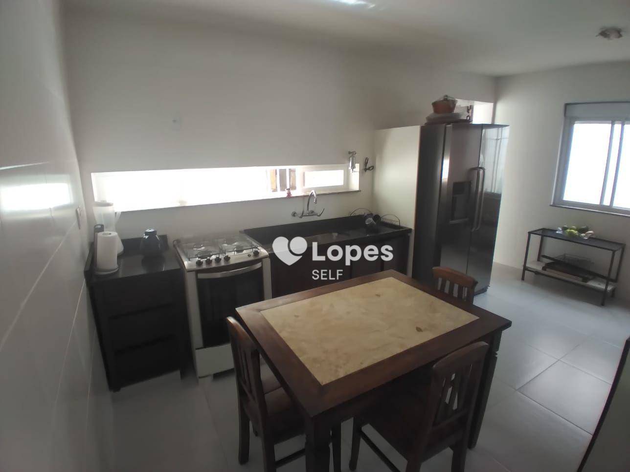 Casa à venda com 3 quartos, 200m² - Foto 14