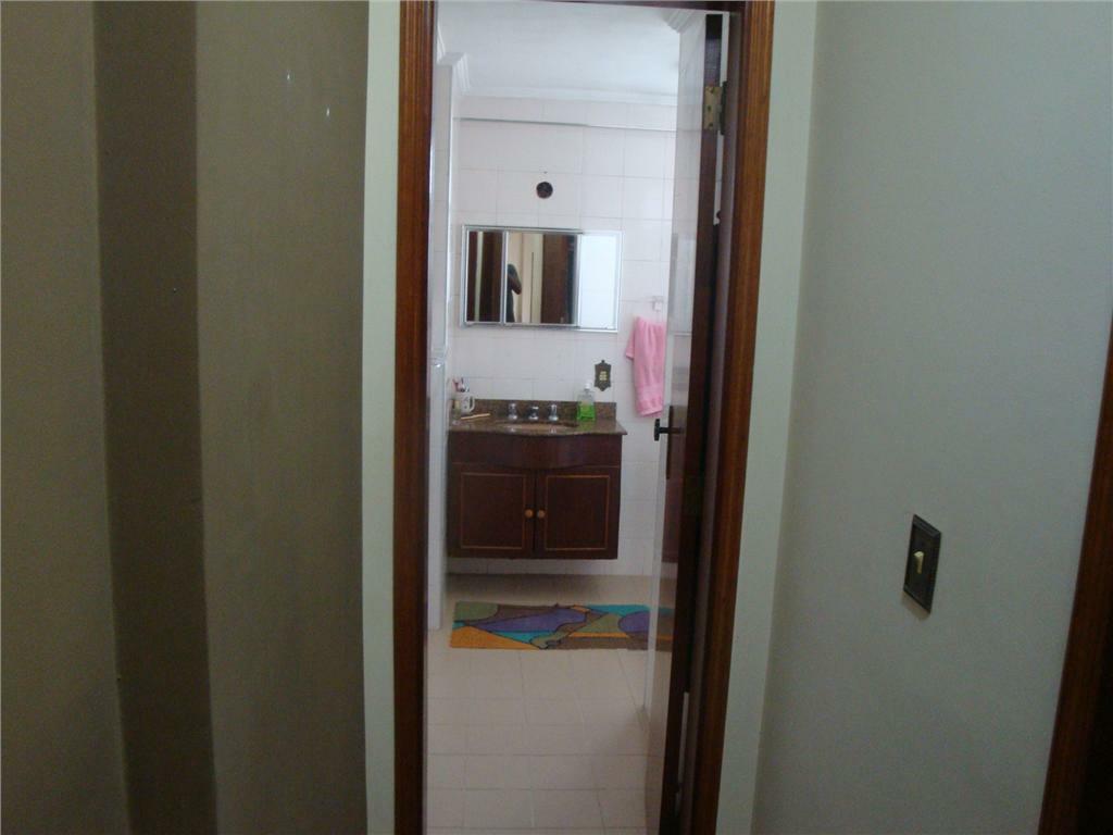 Apartamento à venda com 2 quartos, 130m² - Foto 13