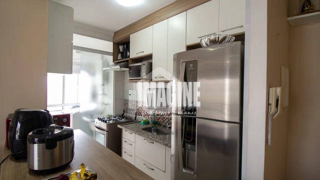 Apartamento à venda com 2 quartos, 69m² - Foto 18