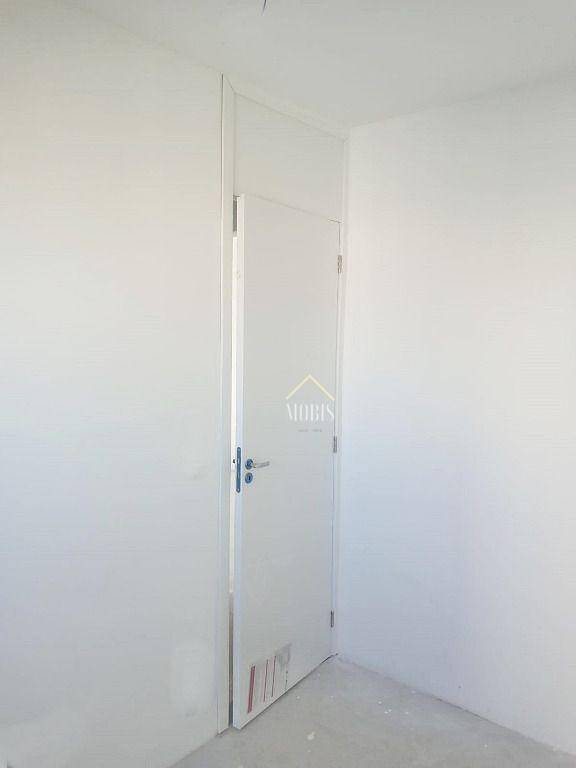 Apartamento à venda com 2 quartos, 37m² - Foto 21