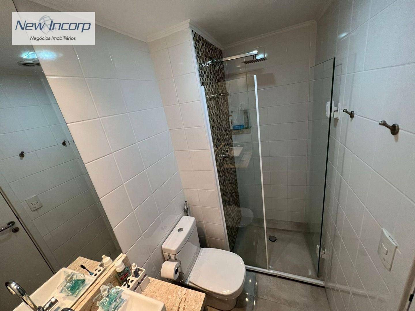 Apartamento à venda com 2 quartos, 68m² - Foto 17