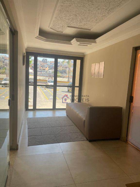 Apartamento à venda com 3 quartos, 70m² - Foto 18