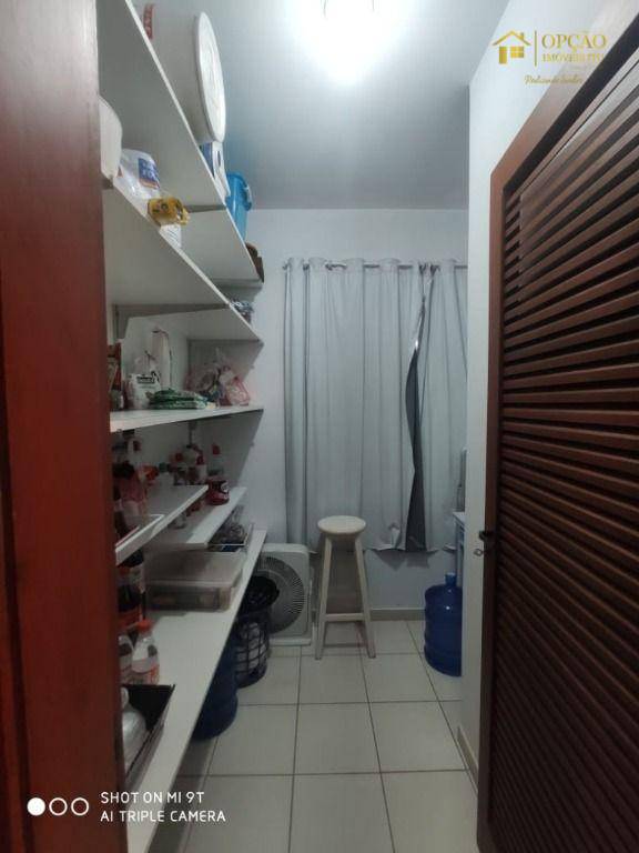 Casa de Condomínio à venda com 4 quartos, 221m² - Foto 9