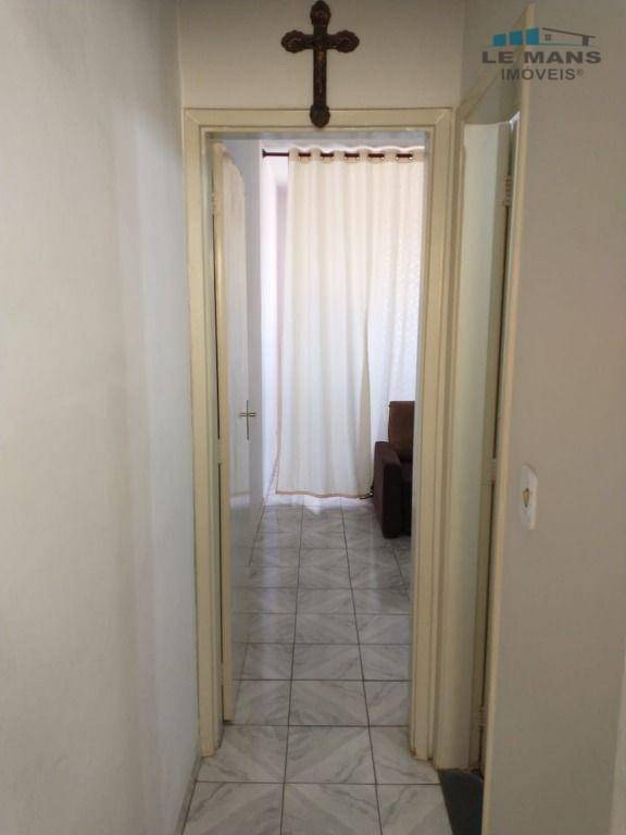 Apartamento à venda com 1 quarto, 36m² - Foto 6