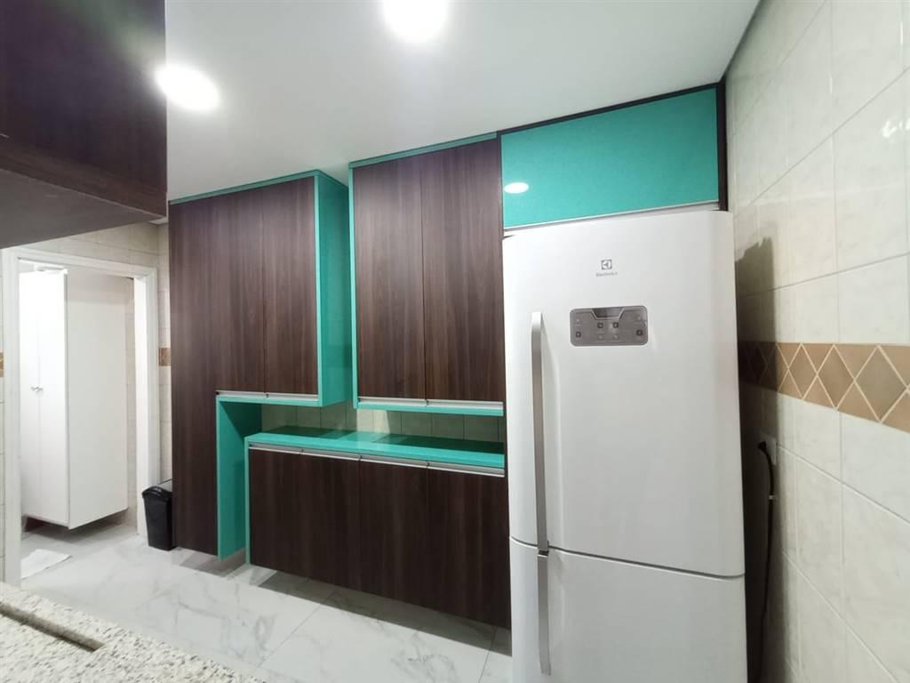 Apartamento à venda com 2 quartos, 80m² - Foto 12