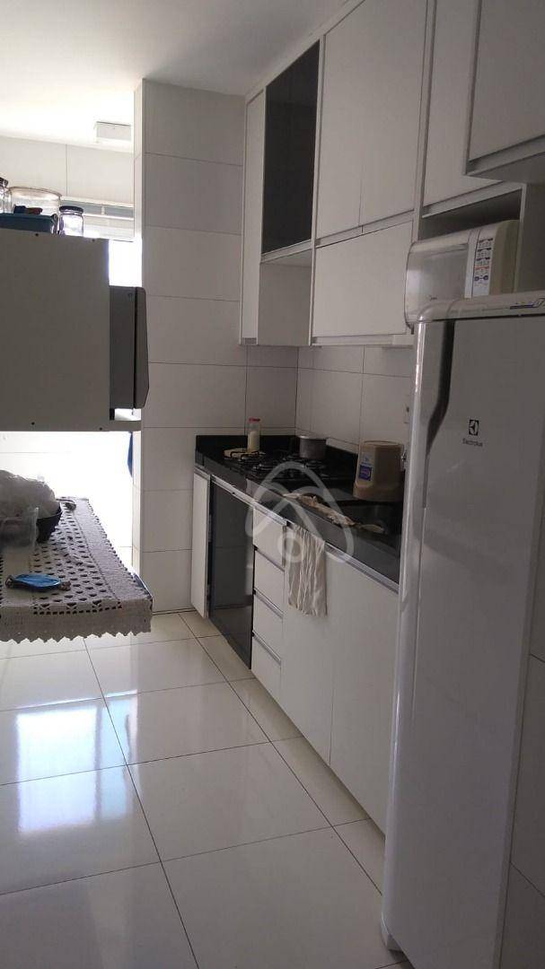 Apartamento à venda com 2 quartos, 72m² - Foto 12