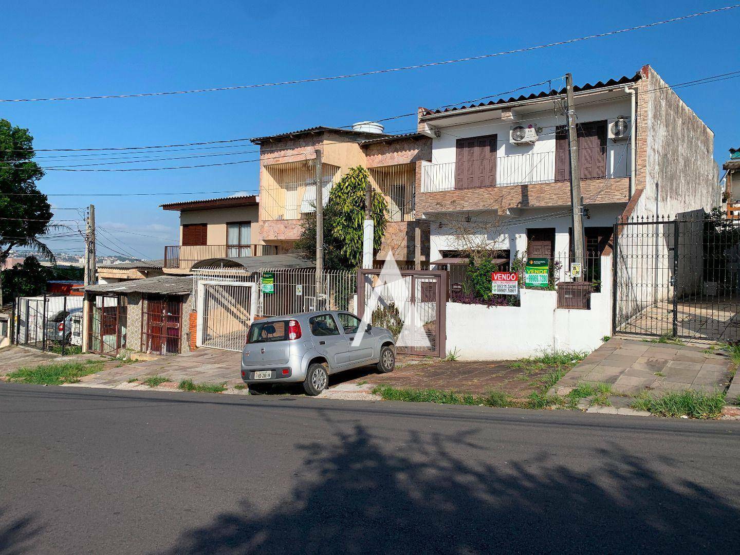 Casa à venda com 6 quartos, 174m² - Foto 2