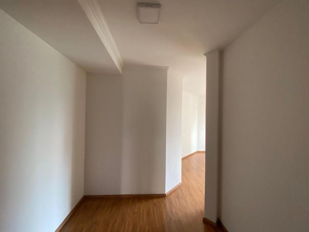 Apartamento à venda com 3 quartos, 157m² - Foto 27