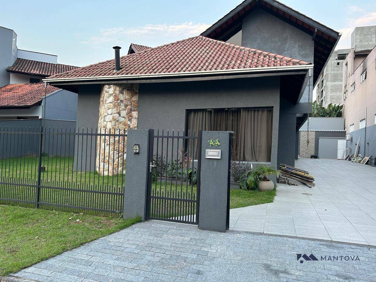 Casa, 4 quartos, 420 m² - Foto 2