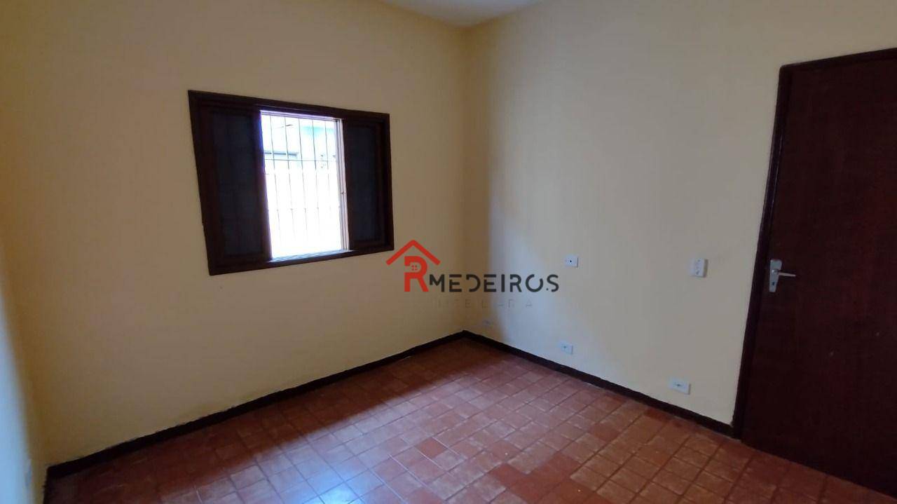 Casa à venda com 2 quartos, 120m² - Foto 9