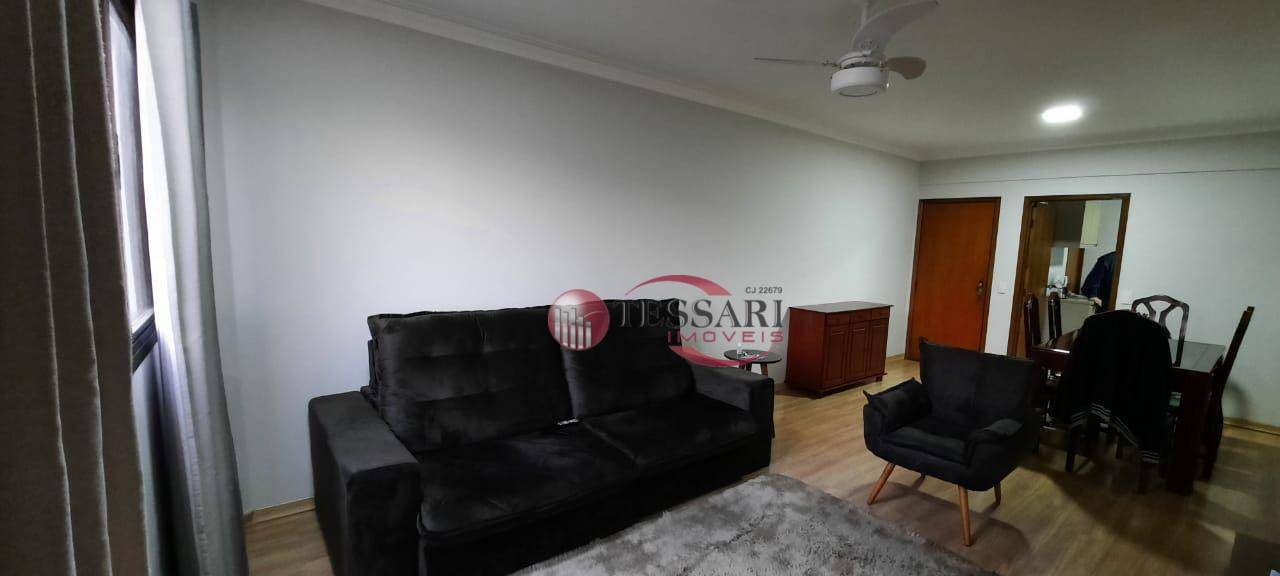 Apartamento à venda com 2 quartos, 80m² - Foto 3