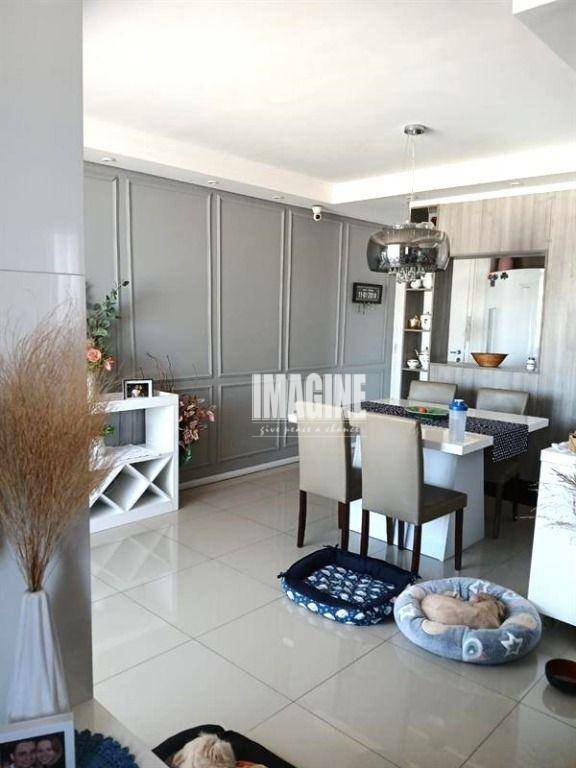 Apartamento à venda com 2 quartos, 61m² - Foto 4