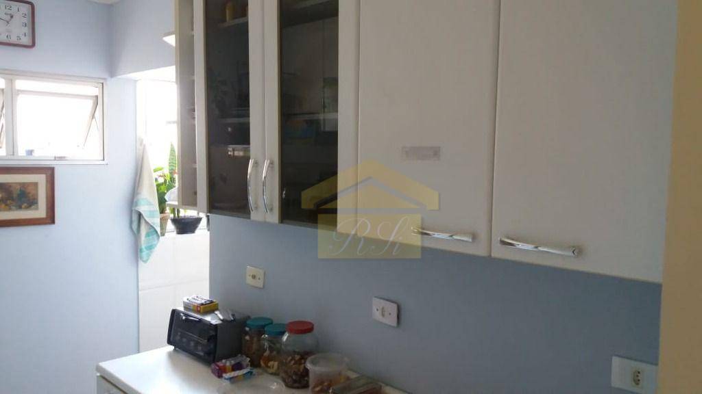 Apartamento à venda com 2 quartos, 68m² - Foto 11