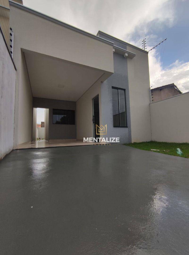 Casa à venda com 2 quartos, 77m² - Foto 1