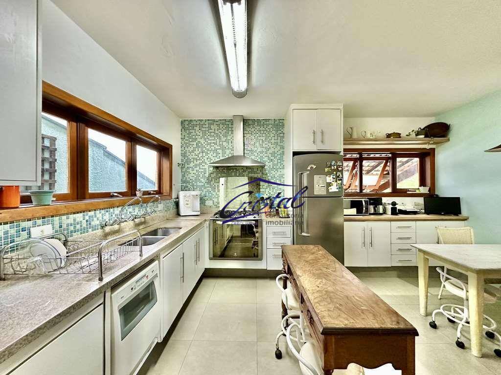 Casa de Condomínio à venda com 4 quartos, 359m² - Foto 22
