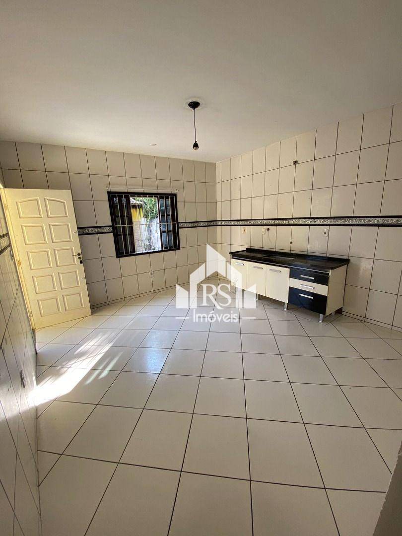 Casa à venda com 3 quartos, 100m² - Foto 13