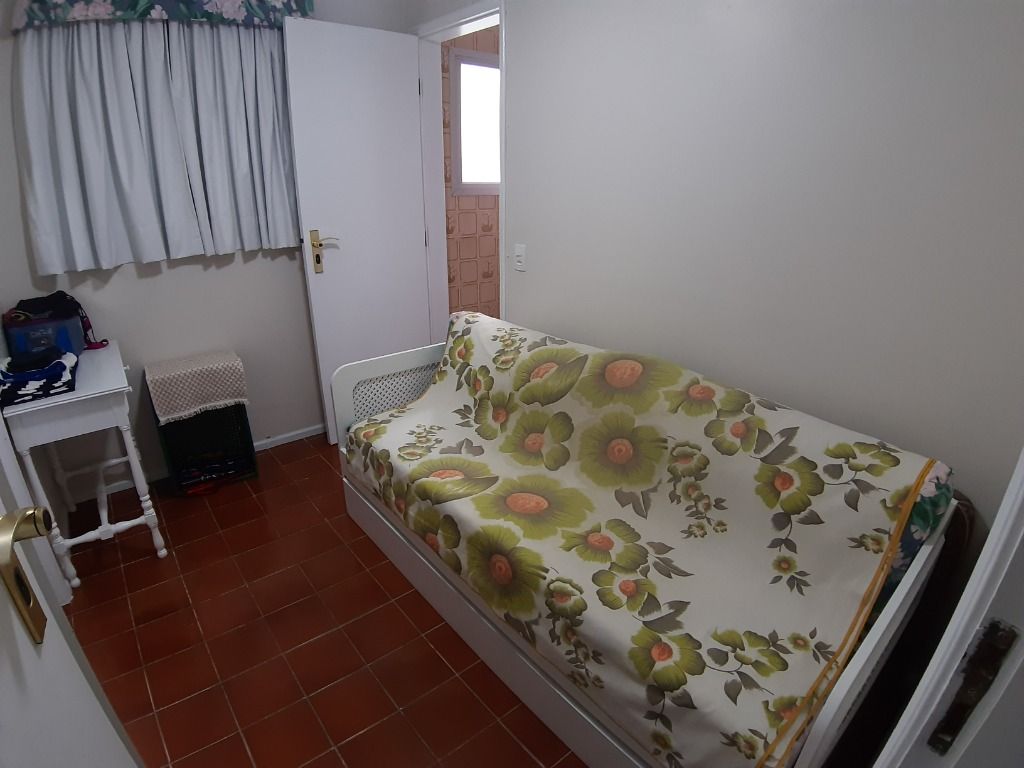 Apartamento à venda com 3 quartos, 130m² - Foto 19