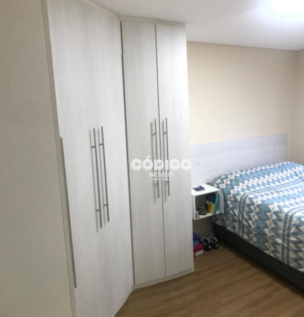 Apartamento à venda com 2 quartos, 70m² - Foto 18