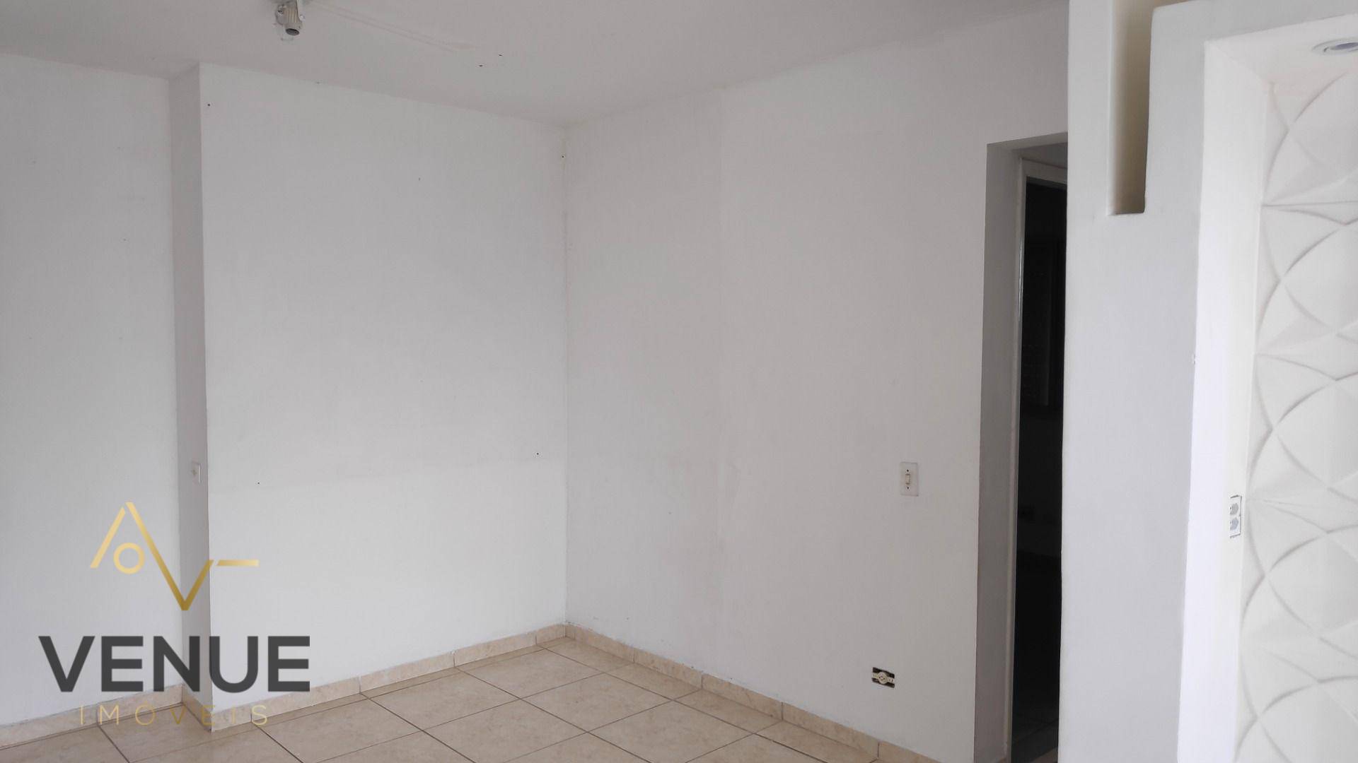 Apartamento à venda com 2 quartos, 45m² - Foto 4