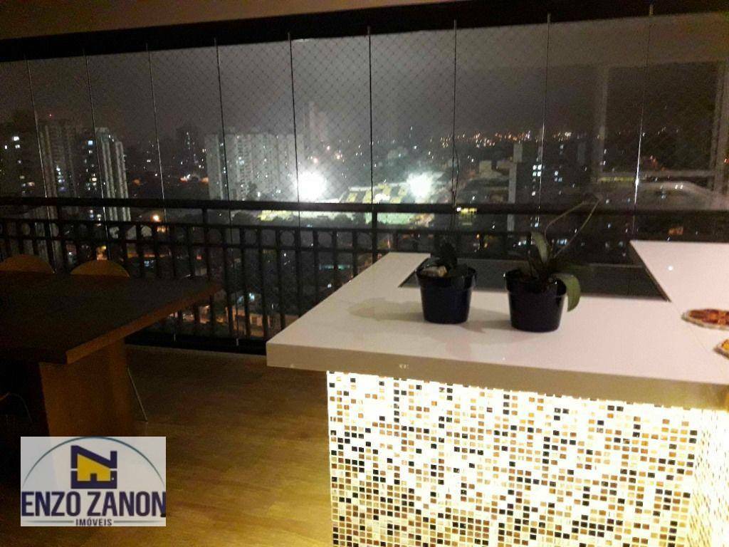 Apartamento à venda com 3 quartos, 242m² - Foto 4