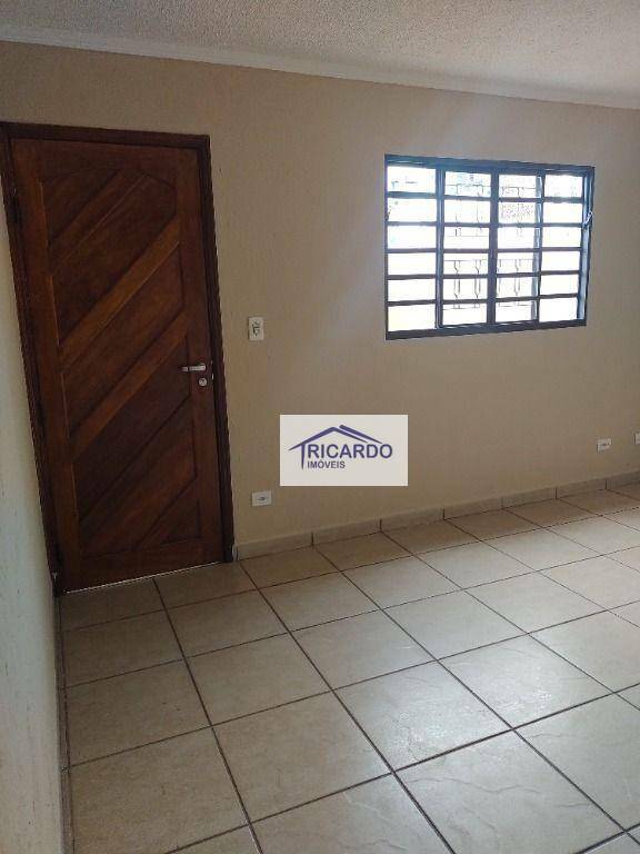 Sobrado à venda com 2 quartos, 170m² - Foto 27