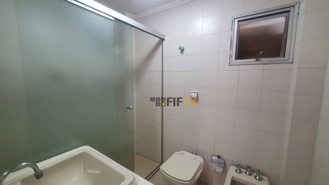 Apartamento para alugar com 2 quartos, 98m² - Foto 9