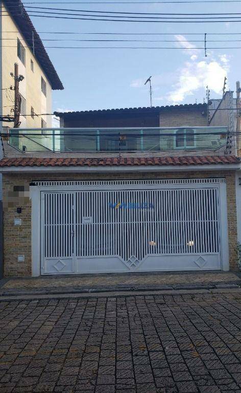 Sobrado à venda com 3 quartos, 218m² - Foto 1