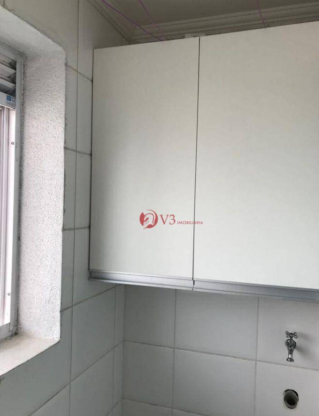 Apartamento à venda com 2 quartos, 70m² - Foto 4