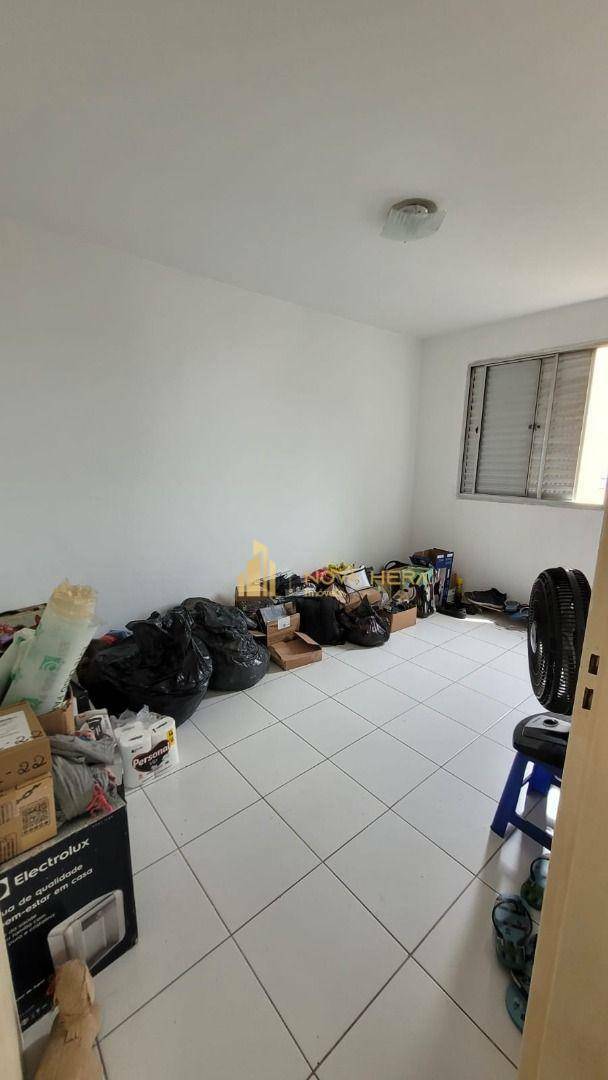 Apartamento à venda com 2 quartos, 60m² - Foto 11