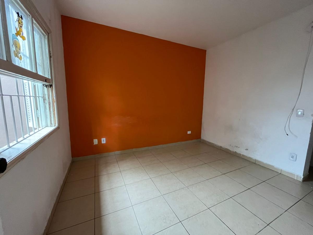 Casa à venda com 4 quartos, 255m² - Foto 18