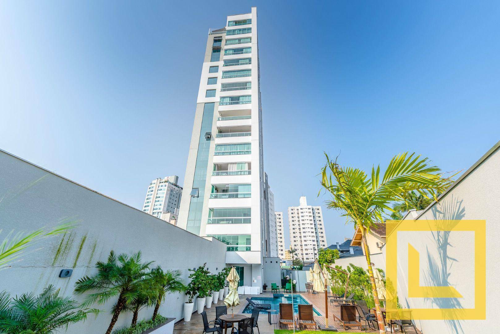 Apartamento à venda com 3 quartos, 124m² - Foto 14