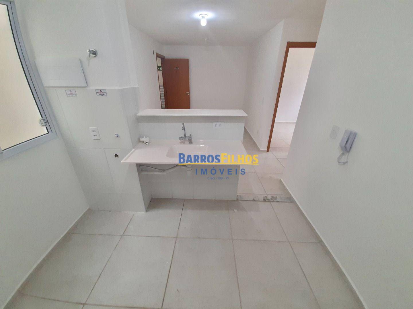 Apartamento para alugar com 2 quartos, 62m² - Foto 9