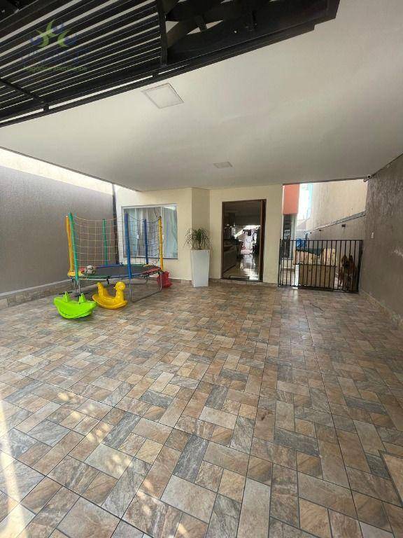 Sobrado, 3 quartos, 155 m² - Foto 2