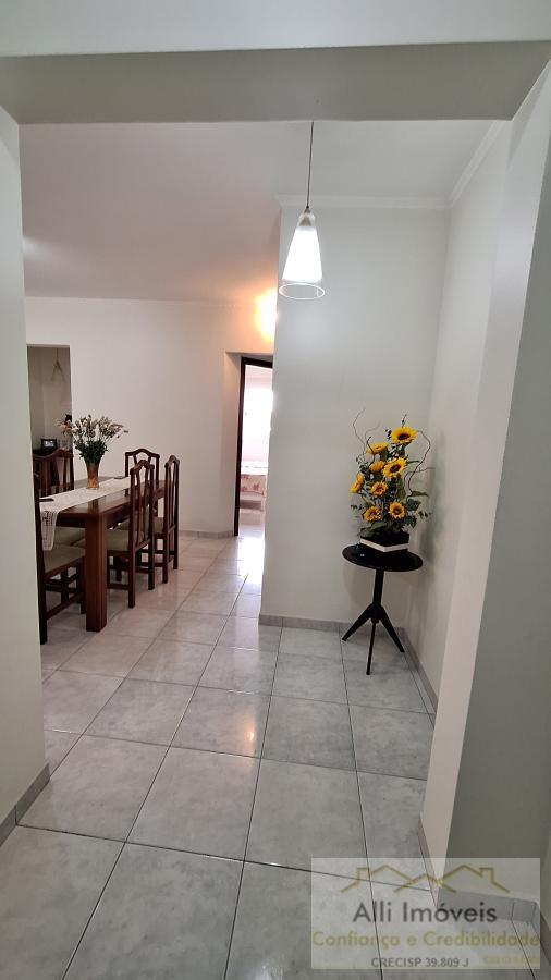 Apartamento à venda com 3 quartos, 106m² - Foto 1