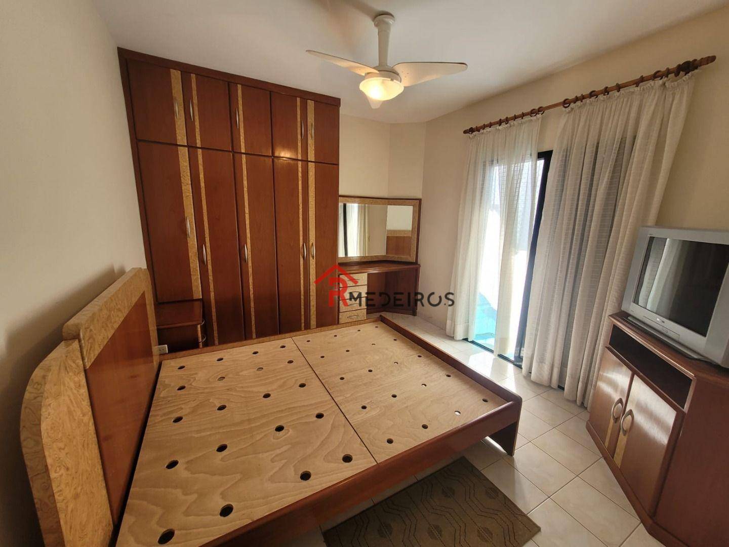 Apartamento à venda com 3 quartos, 118m² - Foto 13