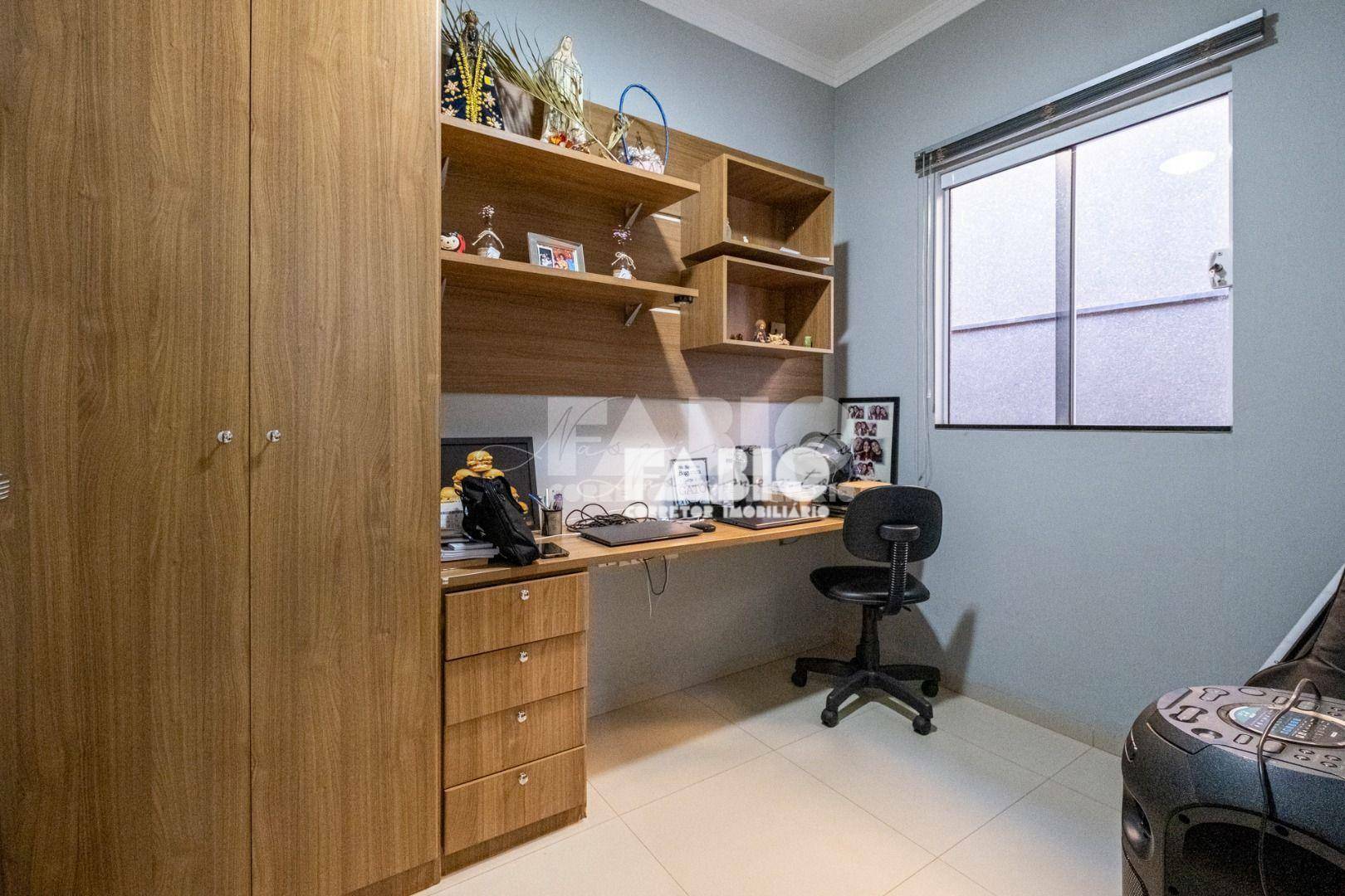 Casa de Condomínio à venda com 3 quartos, 216m² - Foto 10