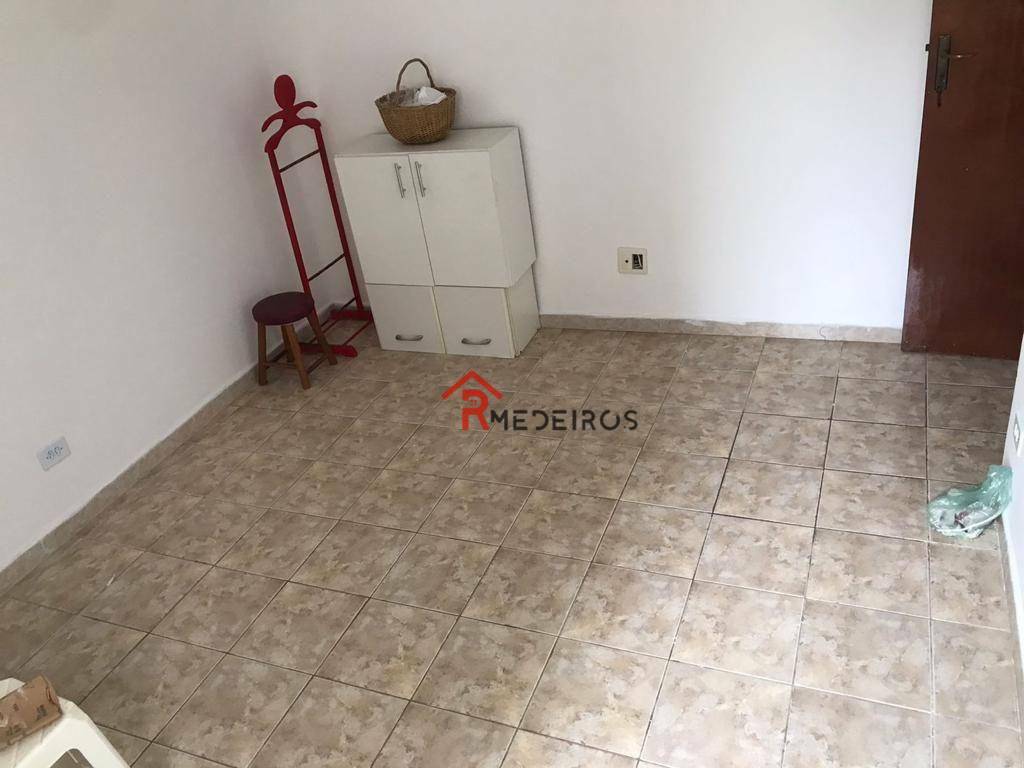 Apartamento à venda com 2 quartos, 70m² - Foto 11