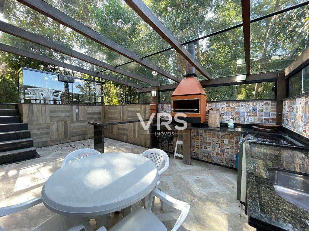 Casa de Condomínio à venda com 4 quartos, 250m² - Foto 49
