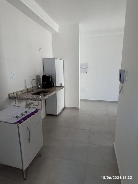 Apartamento à venda com 2 quartos, 62m² - Foto 4