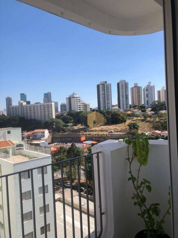 Apartamento à venda com 3 quartos, 96m² - Foto 2